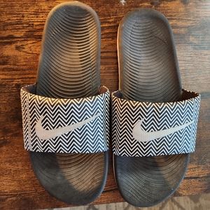 Nike slides